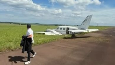 Foto de Avião com conhecido advogado faz pouso forçado no Aeroporto de Maringá