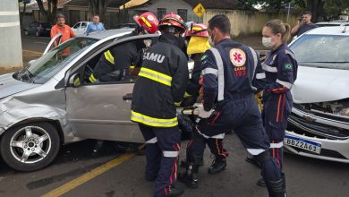 Foto de Acidente em cruzamento deixa motorista feridos no Conjunto Patrícia