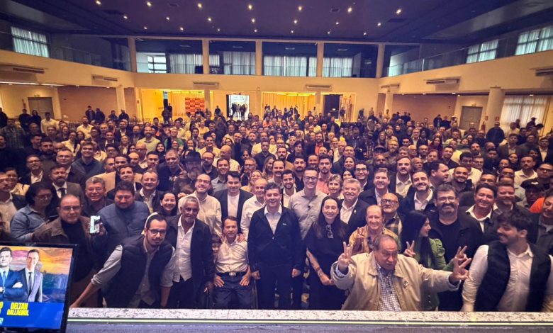 Sergio Moro, Delegado Jacovós, Deltan Dallagnol e Filipe Barros participam de encontro político em Maringá 1 WhatsApp Image 2026 05 09 at 21.08.08 Sergio Moro, Delegado Jacovós, Deltan Dallagnol e Filipe Barros participam de encontro político em Maringá