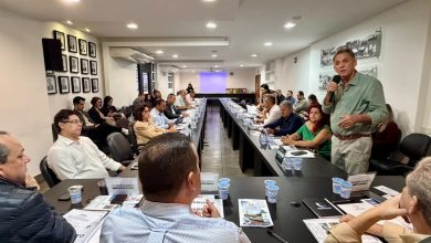 Foto de Deca Silvestre reforça parceria da Casa Civil com municípios da Amusep
