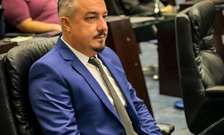 Bastidores: Vereador Alessandro Mansano é cotado para assumir a Secretaria de Segurança em Mandaguaçu 1 alessandro mansano mandaguacu Bastidores: Vereador Alessandro Mansano é cotado para assumir a Secretaria de Segurança em Mandaguaçu