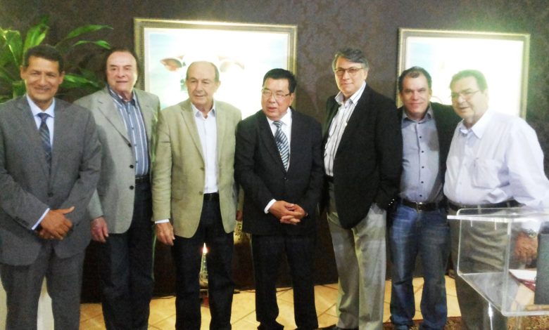 Posse da diretoria do nucleo de nelore de maringa agosto de 2013 Túnel do Tempo