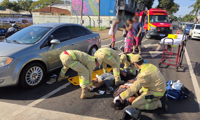 Motociclista sofre fratura e perde dedo após bater na traseira de carro em Maringá 1 acidente moto Motociclista sofre fratura e perde dedo após bater na traseira de carro em Maringá
