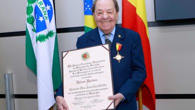 Foto de Pioneiro, Nelson Barbosa recebe Comenda Dom Jaime Luiz Coelho por atuação social em Maringá