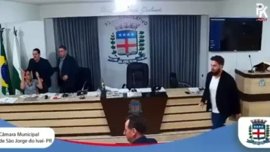 “Tentaram impor um projeto ilegal através do soco, do grito e da ofensa” 2 Foto de “Tentaram impor um projeto ilegal através do soco, do grito e da ofensa”
